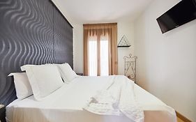 Apart-Suites Hostemplo